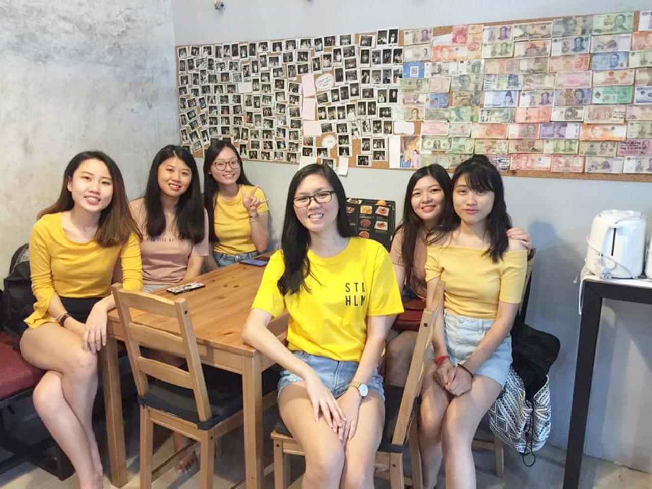 Meet Up Hostel Банкок Екстериор снимка